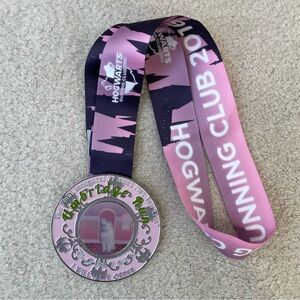 "Harry Potter" Pink Hogwarts Running Club Medal—Umbridge Run 2016